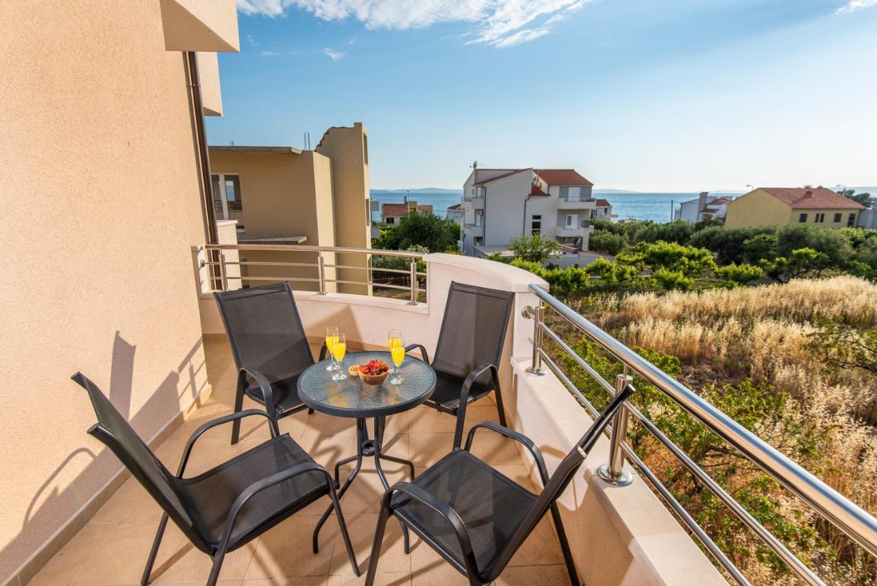 San Marian Apartments Podstrana Exterior photo